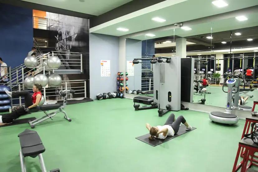 BODYSHOP BELLAVISTA- DOMINICAN REPUBLIC-3